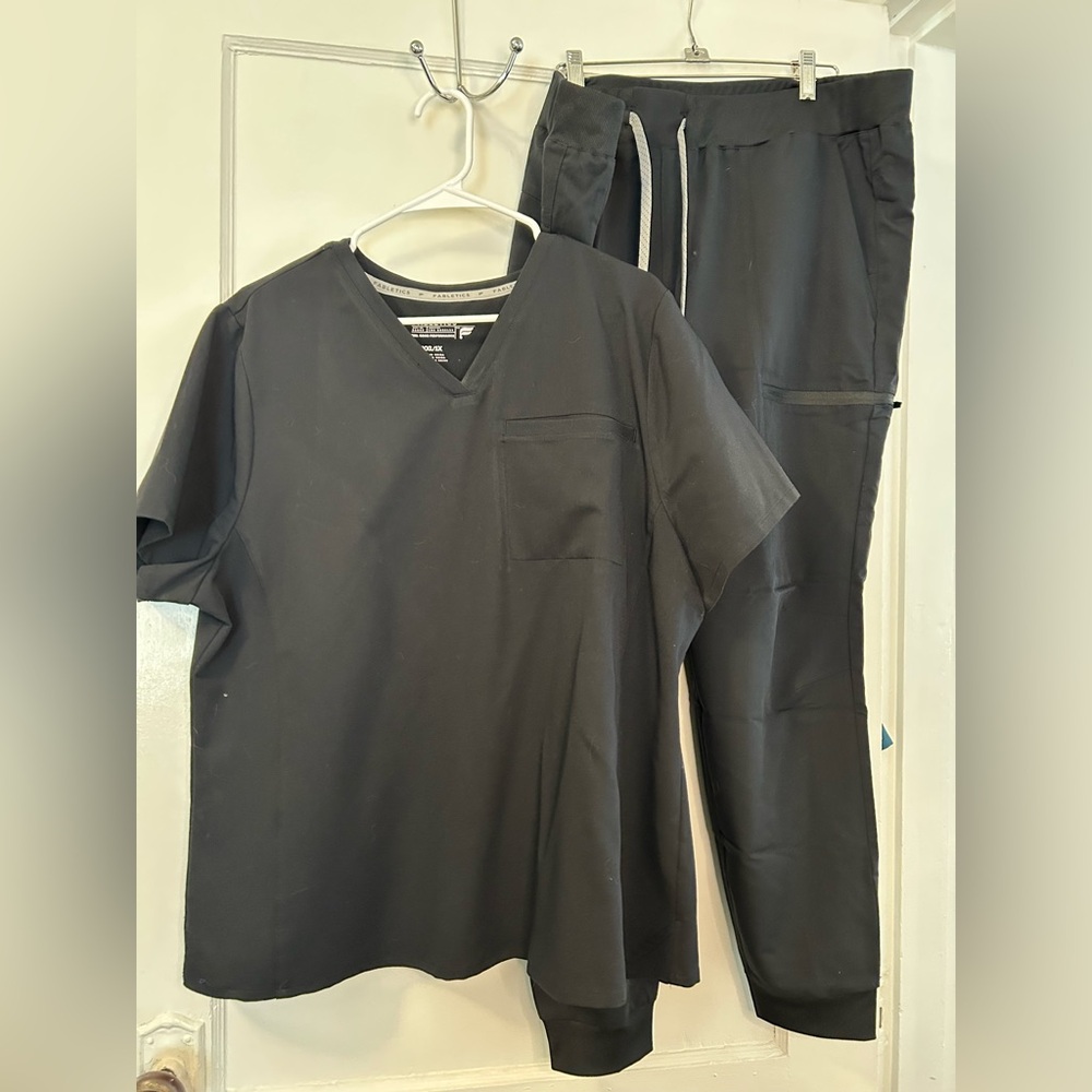 Fabletics Black Scrub Set